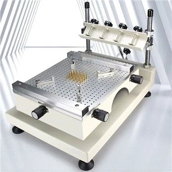 SMT maskine til fremstilling af elektroniske komponenter